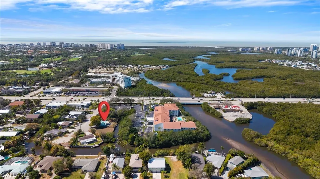 47 River Court Naples FL 34110