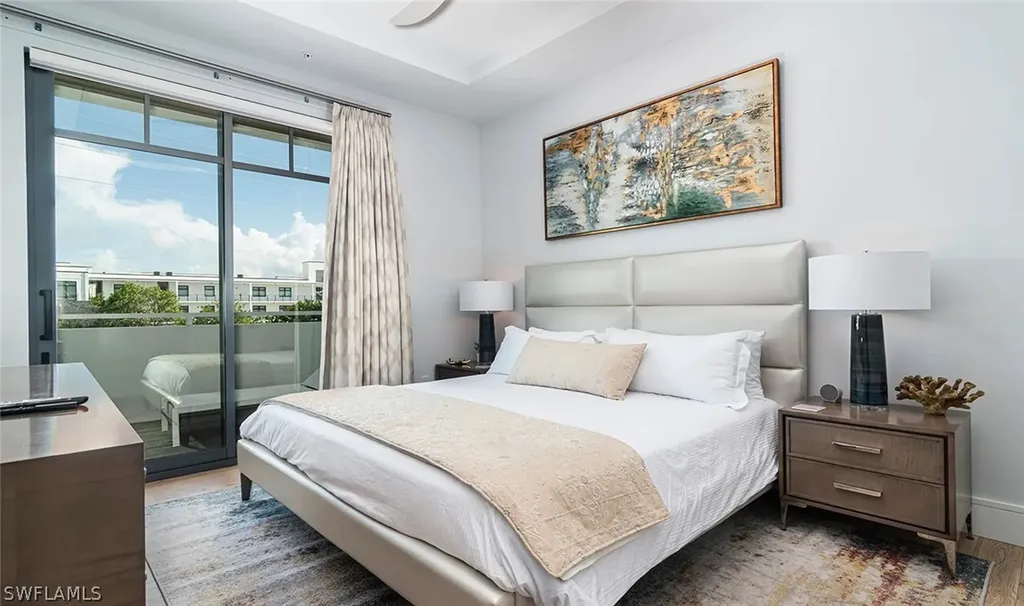 101 8th Street S Naples FL 34102
