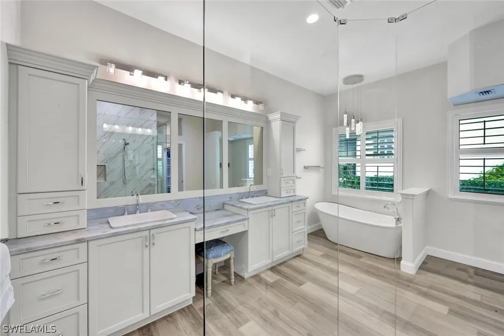 9134 Troon Lakes Drive Naples FL 34109