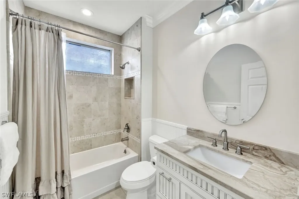 9134 Troon Lakes Drive Naples FL 34109