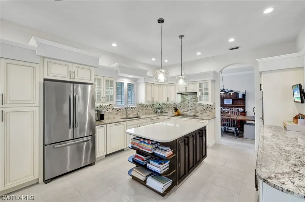 9134 Troon Lakes Drive Naples FL 34109