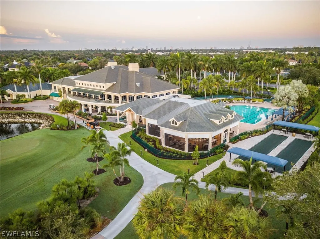 4970 Westchester Court Naples FL 34105