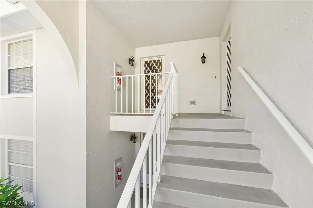 6260 Bellerive Avenue Naples FL 34119