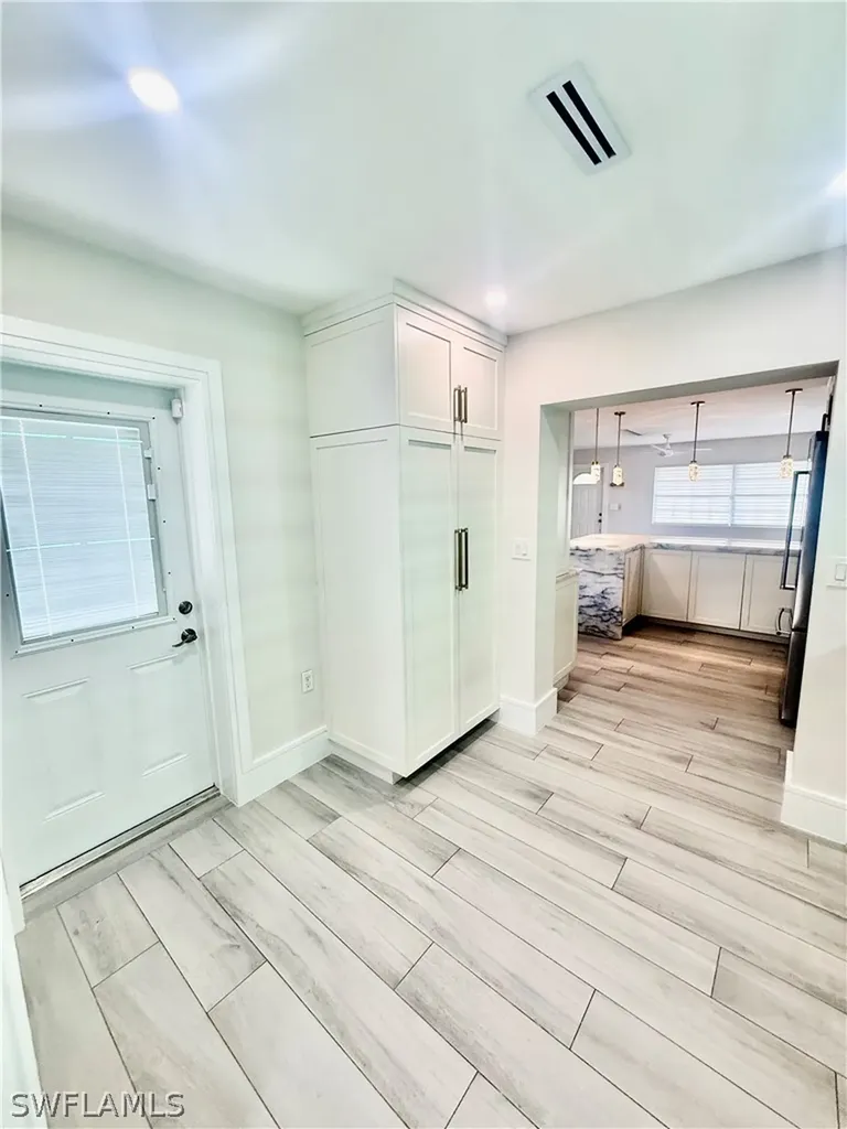 733 Pine Cone Lane Naples FL 34104