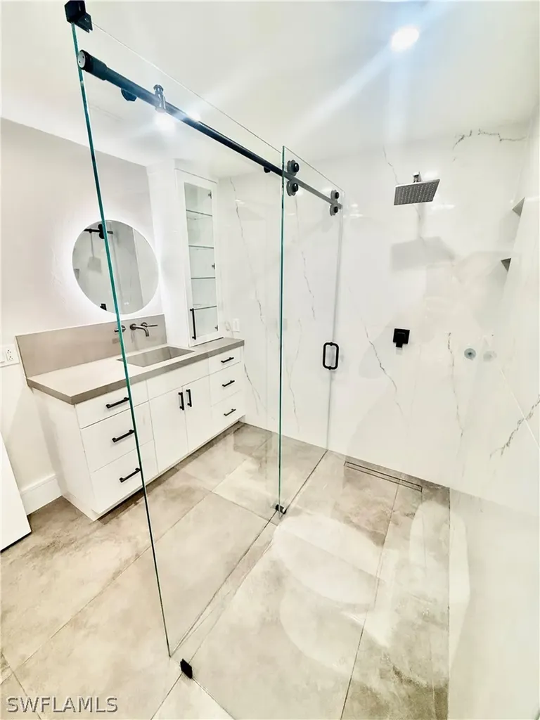 733 Pine Cone Lane Naples FL 34104