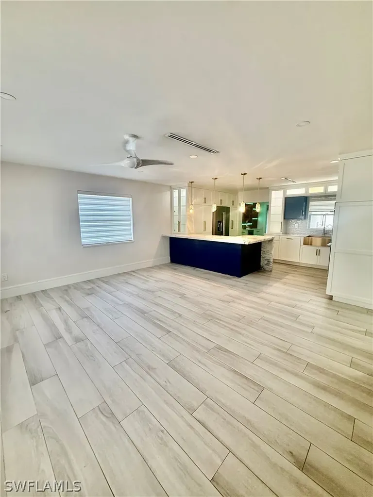733 Pine Cone Lane Naples FL 34104