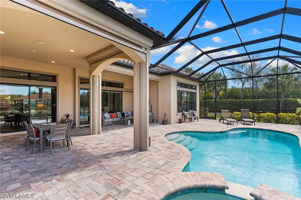 9012 Sorreno Court Naples FL 34119