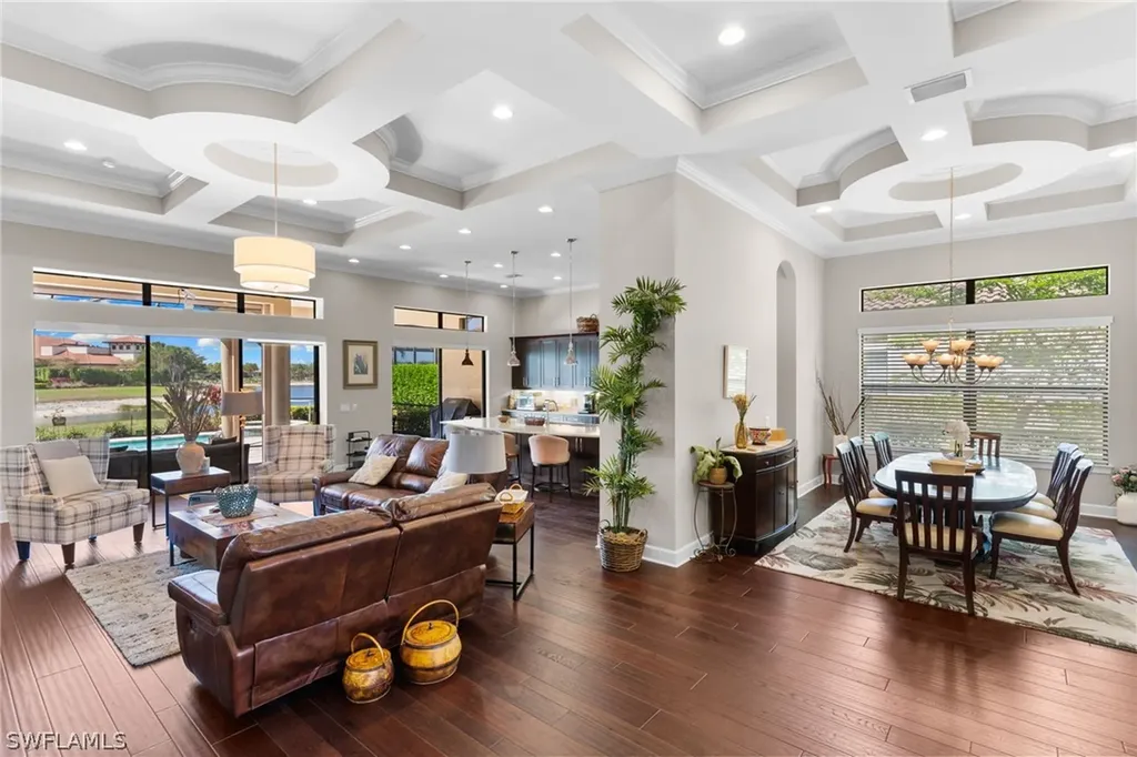 9012 Sorreno Court Naples FL 34119