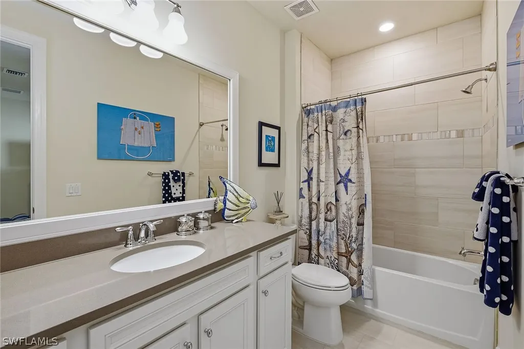 2730 Aviamar Circle Naples FL 34114