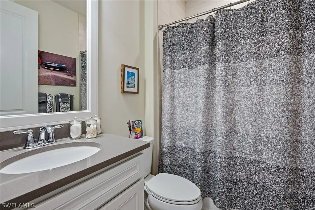 2730 Aviamar Circle Naples FL 34114