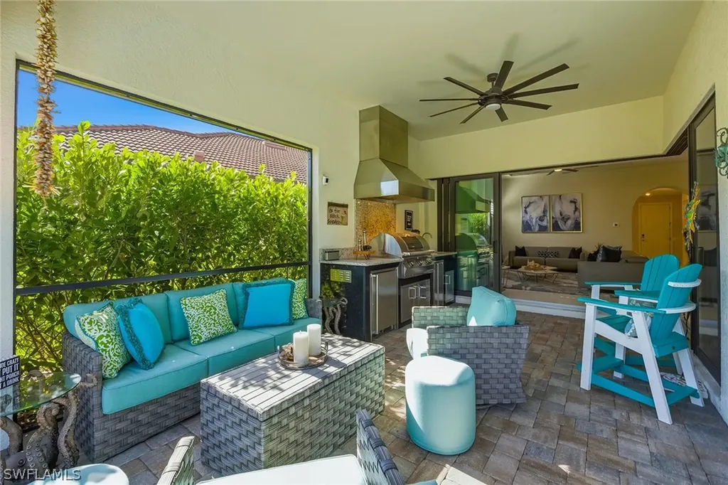 2730 Aviamar Circle Naples FL 34114