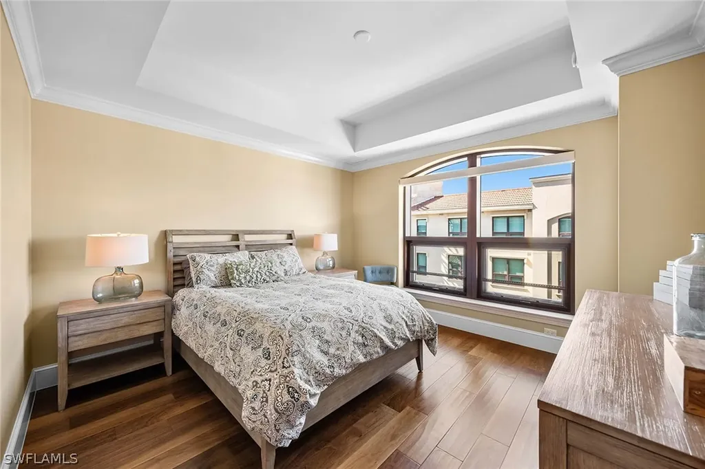 9123 Strada Place Naples FL 34108