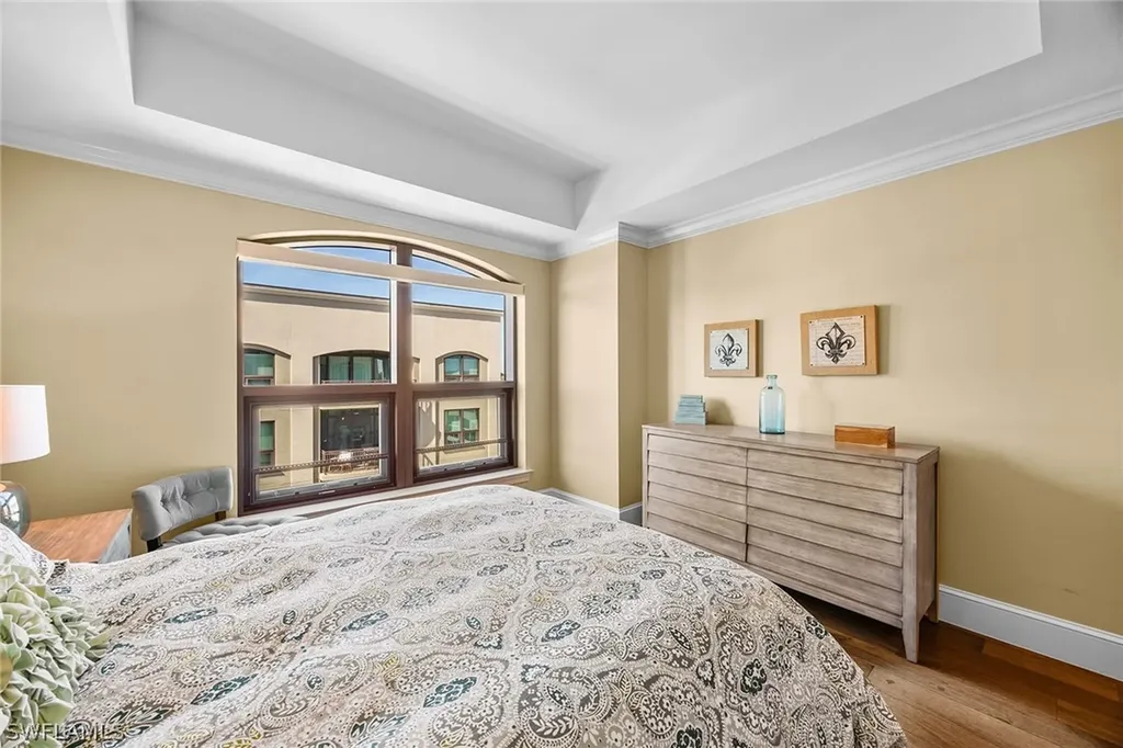 9123 Strada Place Naples FL 34108