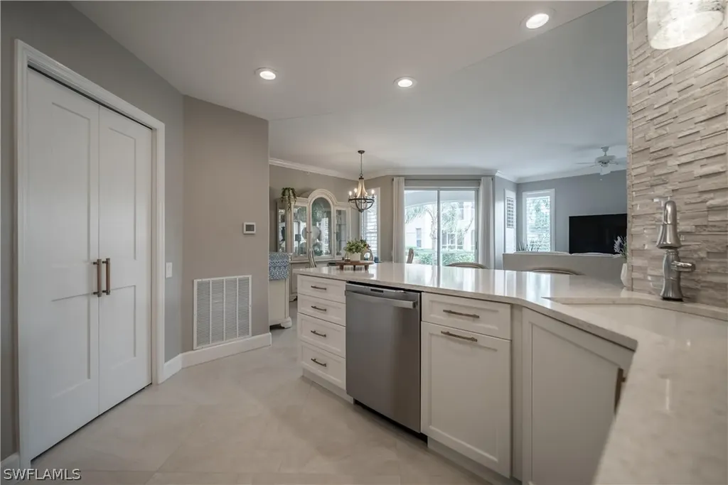 9160 Southmont Cove Fort Myers FL 33908