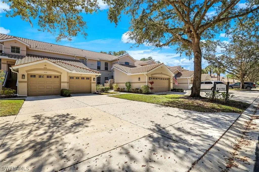 8490 Danbury Boulevard Naples FL 34120