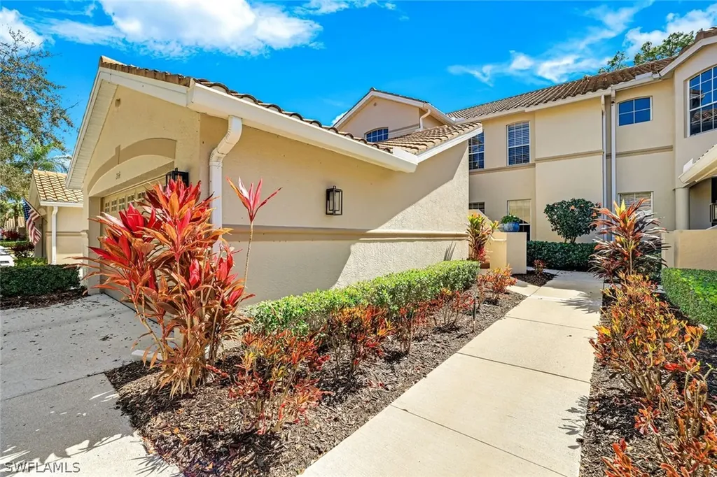 8490 Danbury Boulevard Naples FL 34120