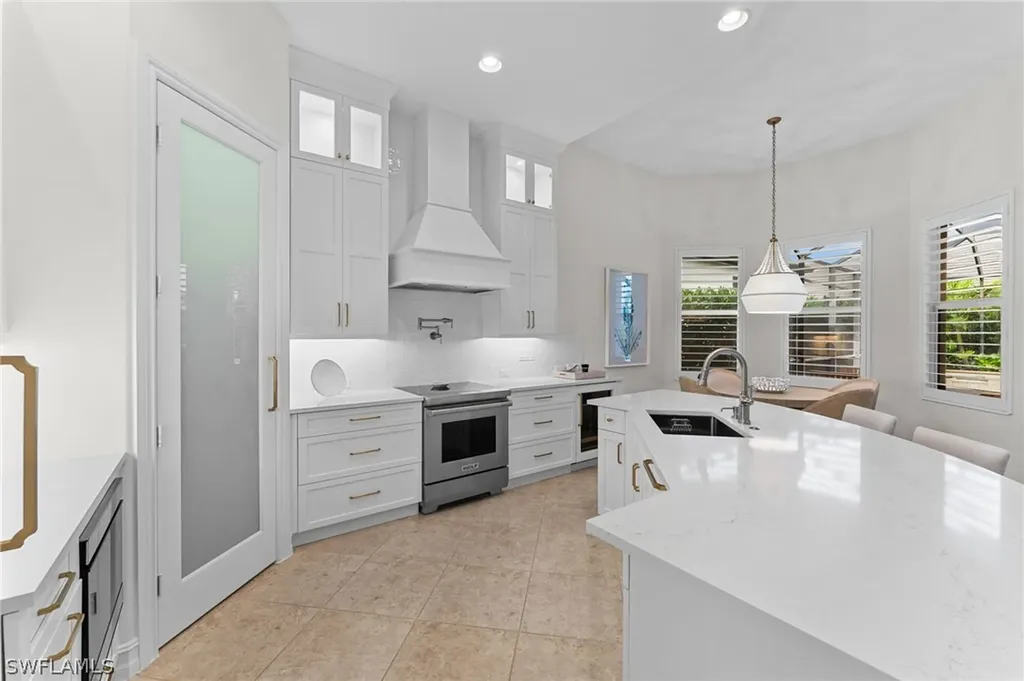 7831 Valencia Court Naples FL 34113