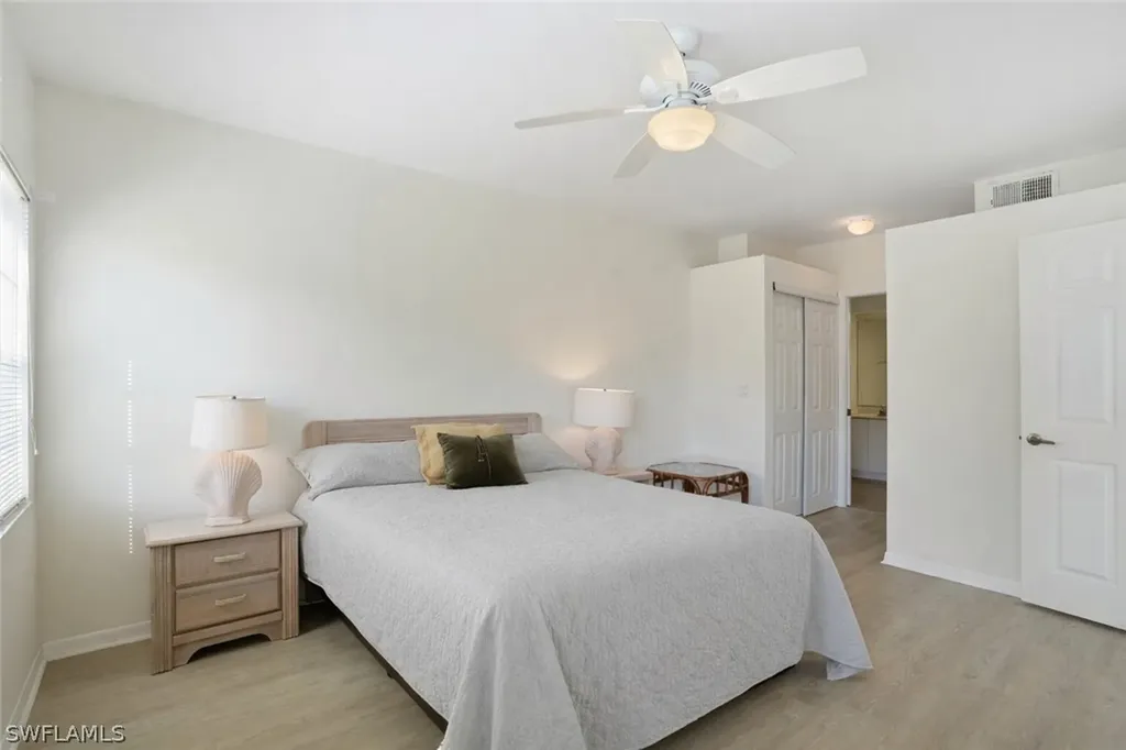 2460 Old Groves Road Naples FL 34109