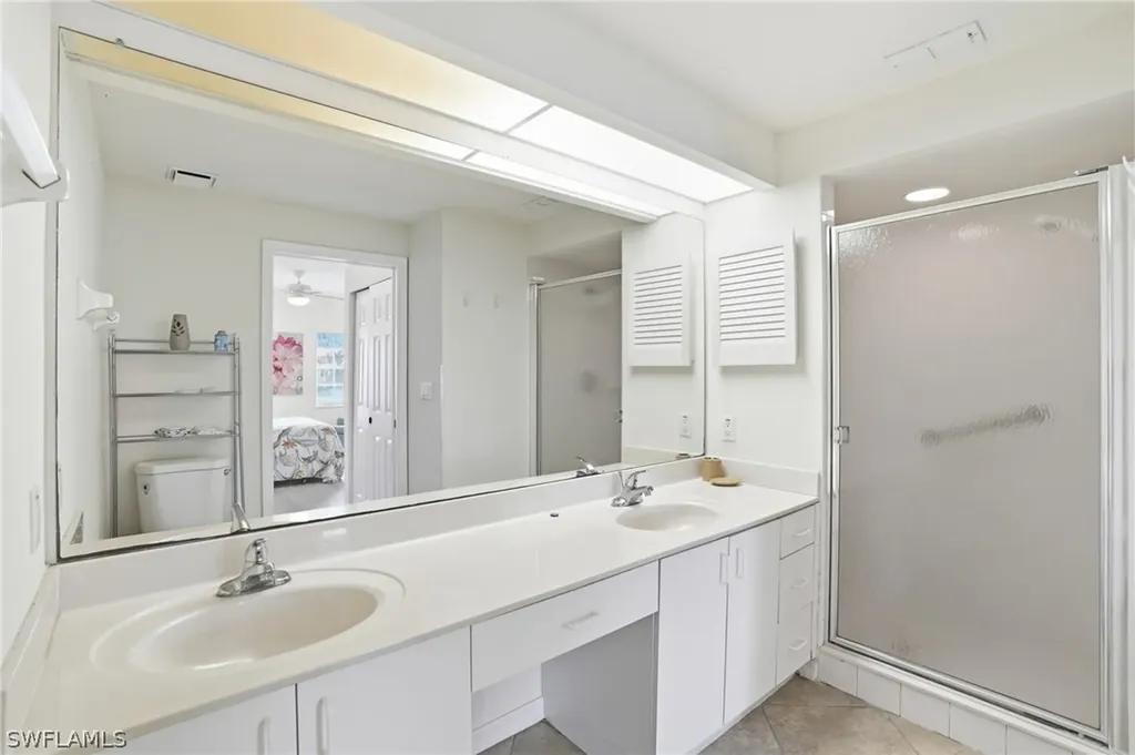 2460 Old Groves Road Naples FL 34109