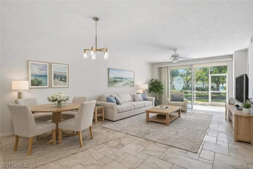 2460 Old Groves Road Naples FL 34109