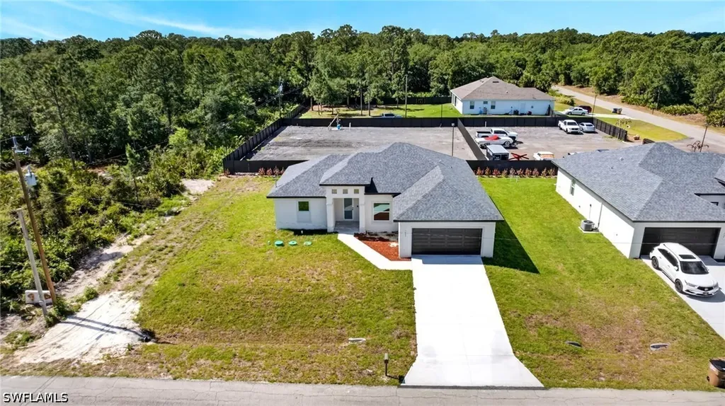 1402 E 7th Street Lehigh Acres FL 33972