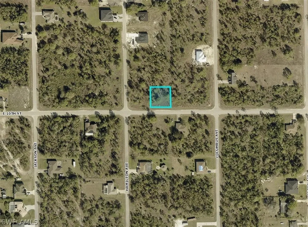 3003 E 10th Street Lehigh Acres FL 33972