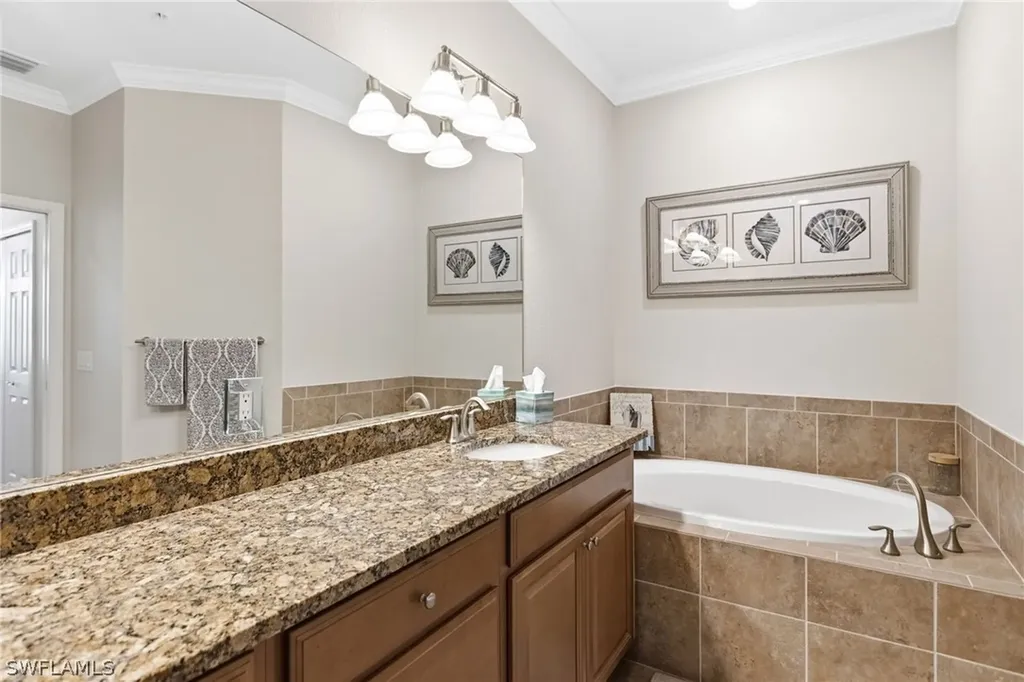 9484 Casoria Court Naples FL 34113