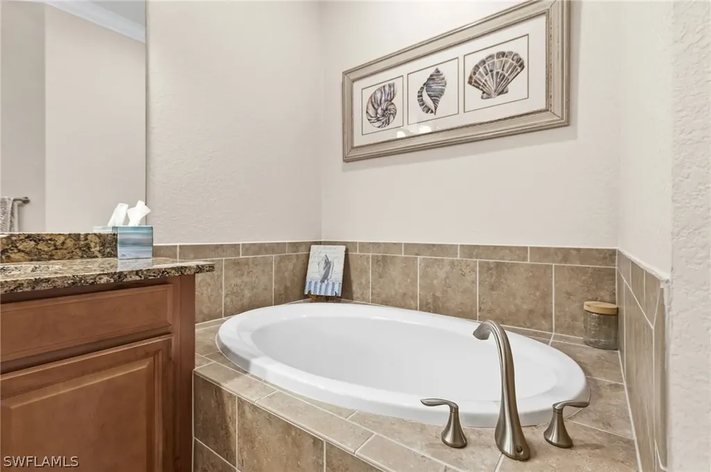 9484 Casoria Court Naples FL 34113