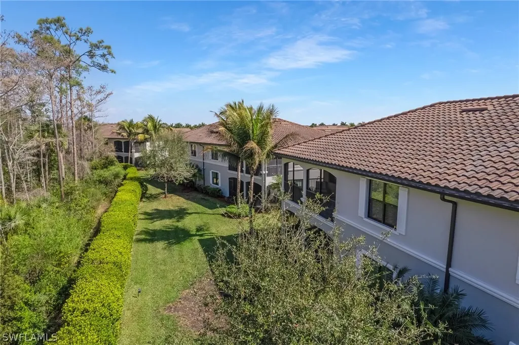 9484 Casoria Court Naples FL 34113