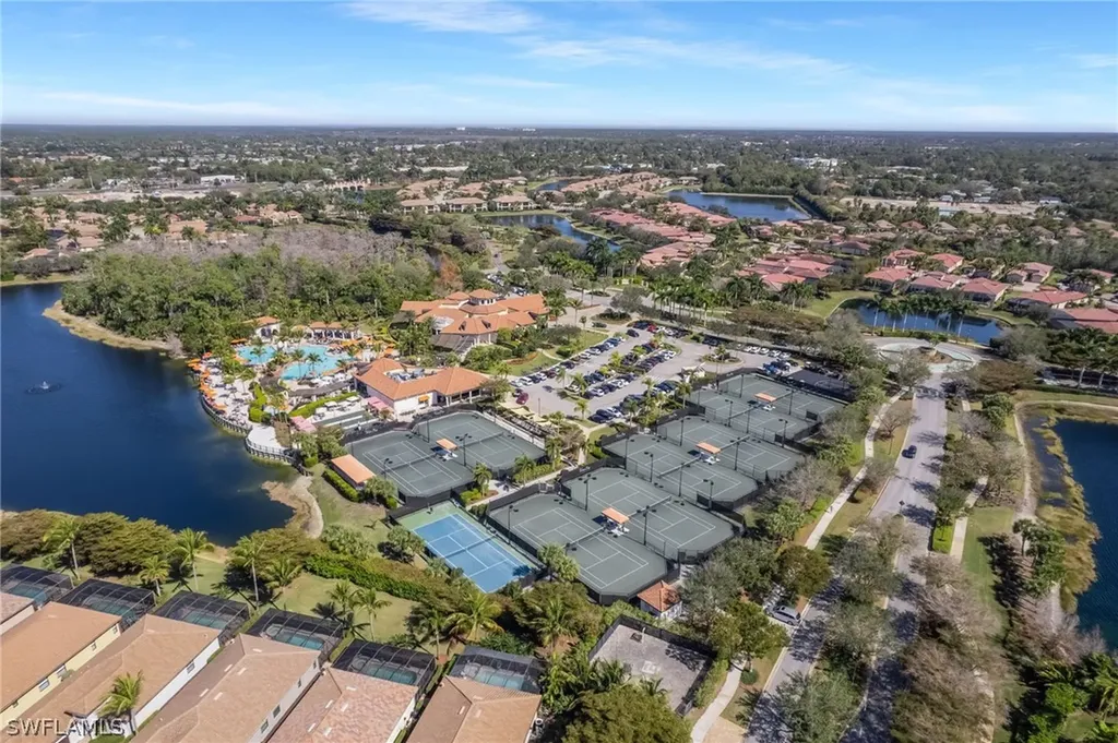 9484 Casoria Court Naples FL 34113