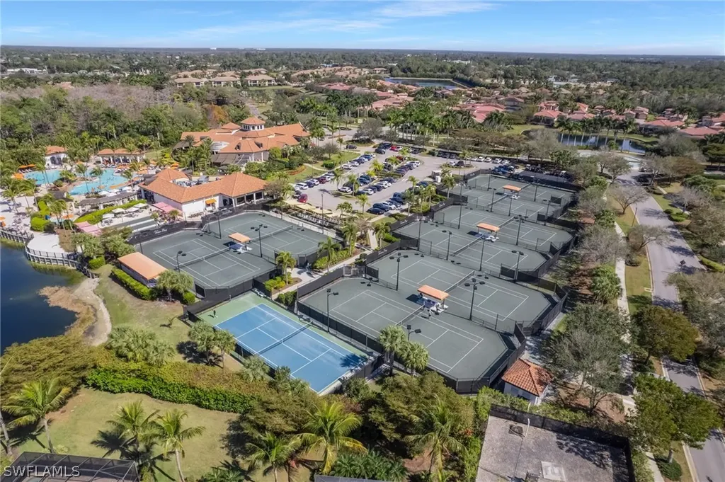 9484 Casoria Court Naples FL 34113