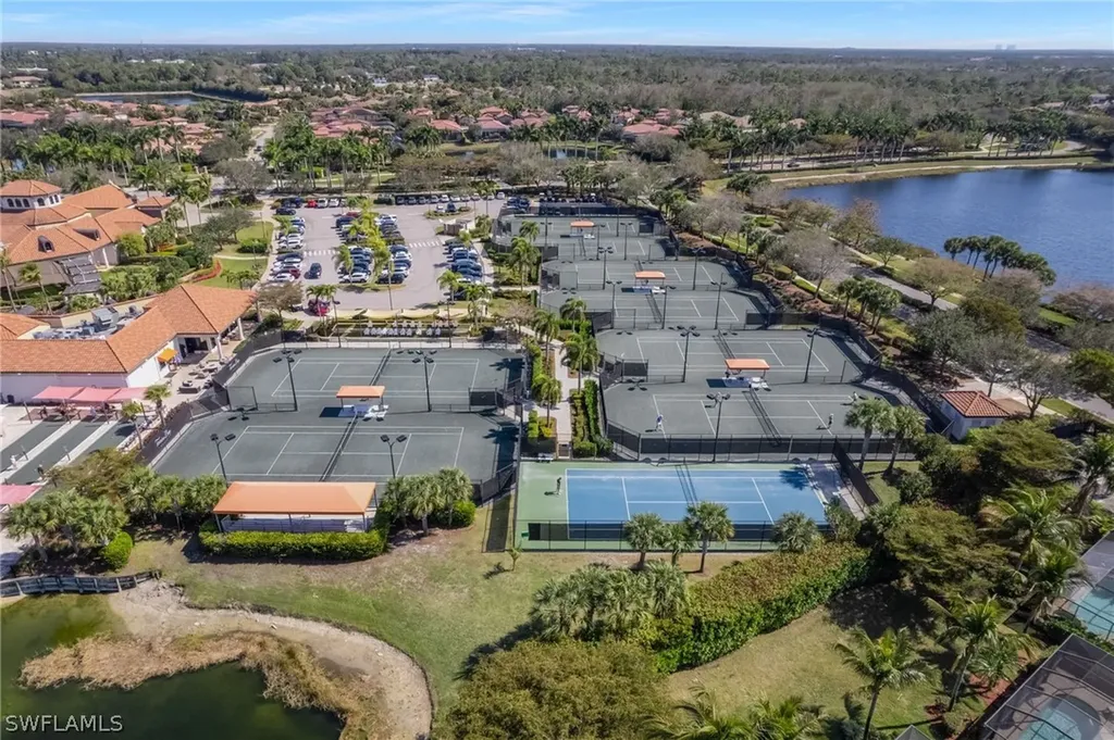 9484 Casoria Court Naples FL 34113