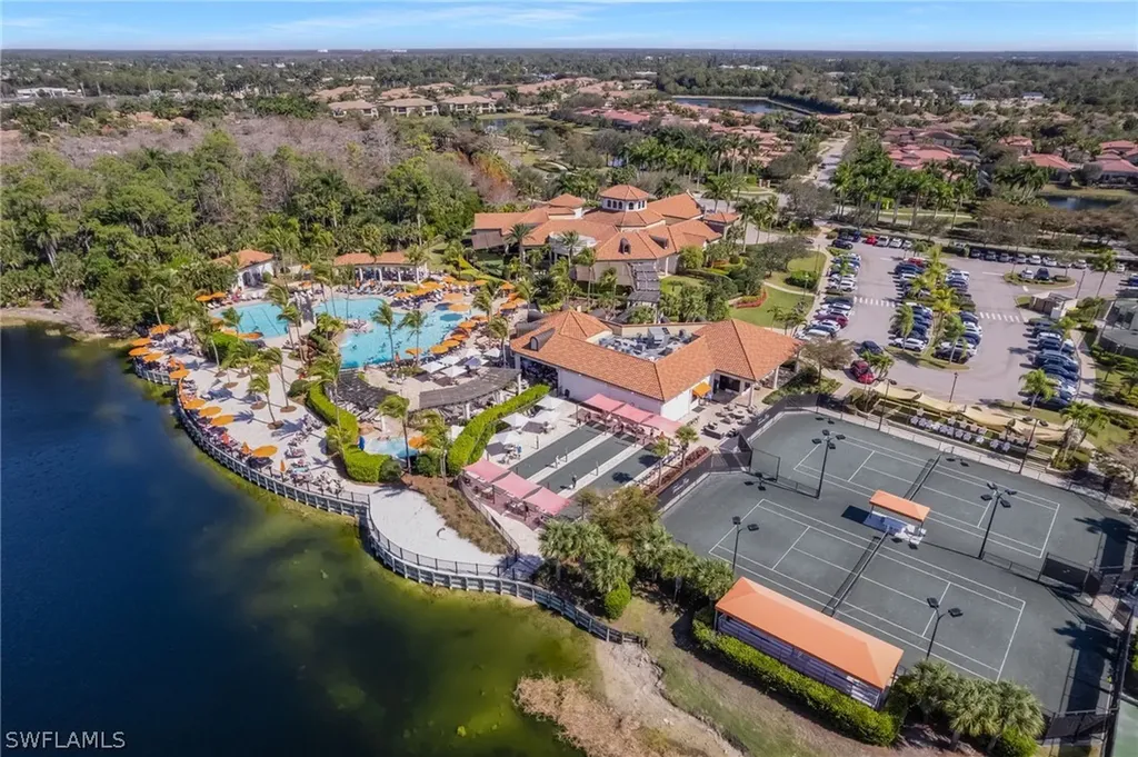 9484 Casoria Court Naples FL 34113