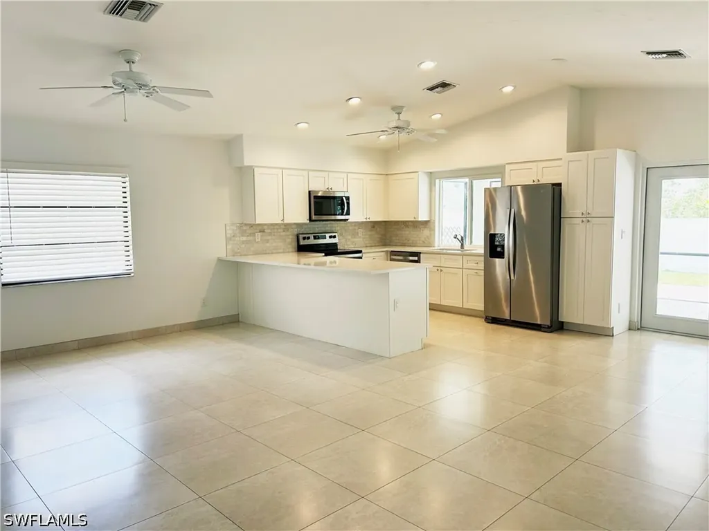 630 105th Avenue N Naples FL 34108