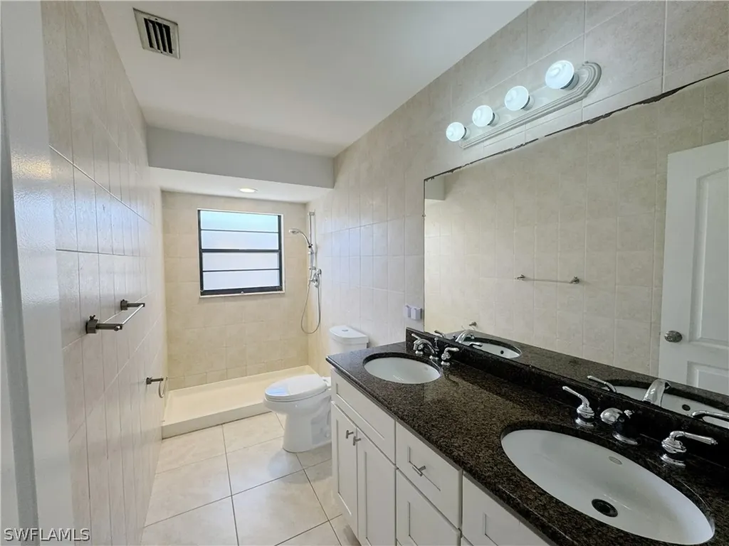 630 105th Avenue N Naples FL 34108