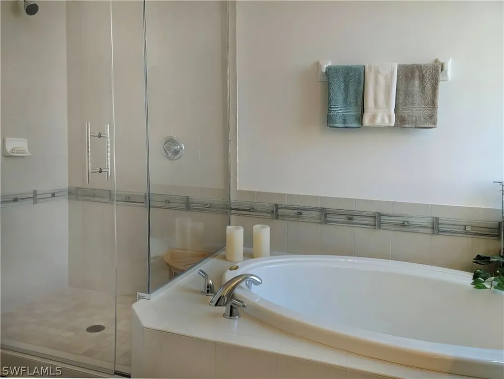 5758 Lago Villaggio Way Naples FL 34104