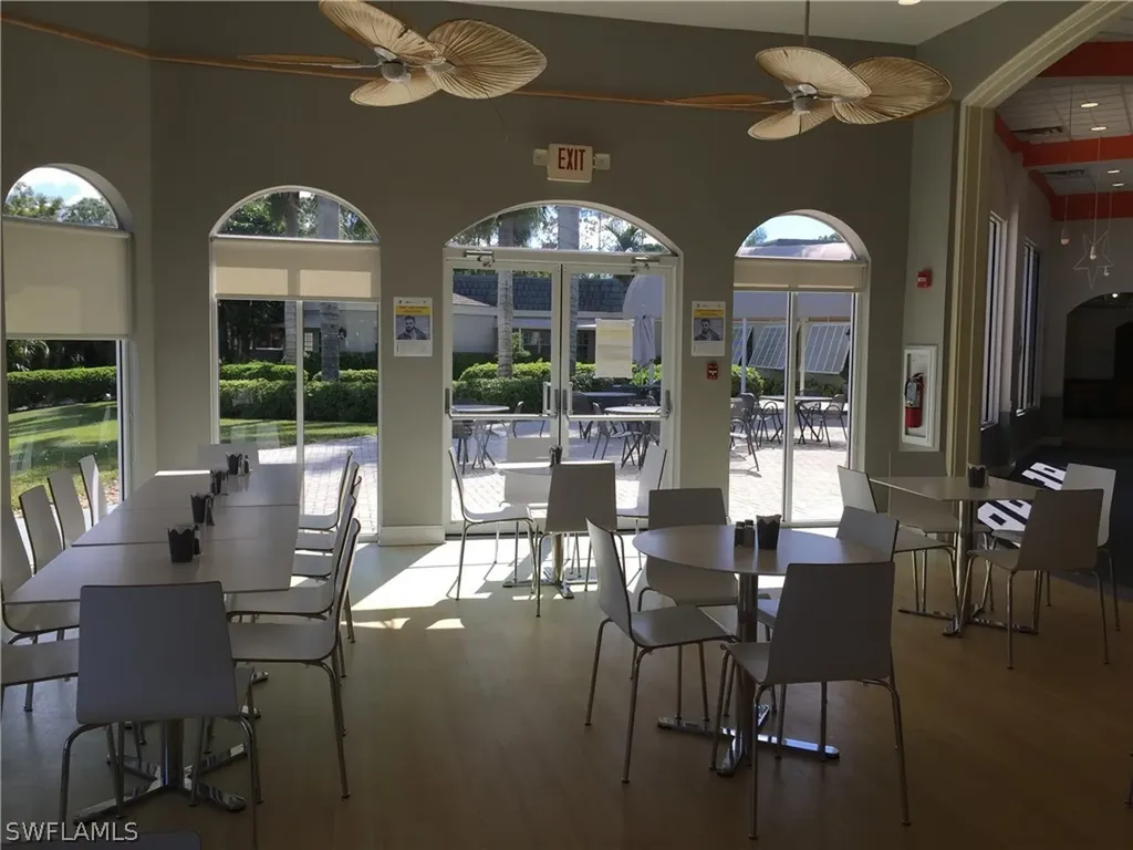 1645 Spoonbill Lane Naples FL 34105
