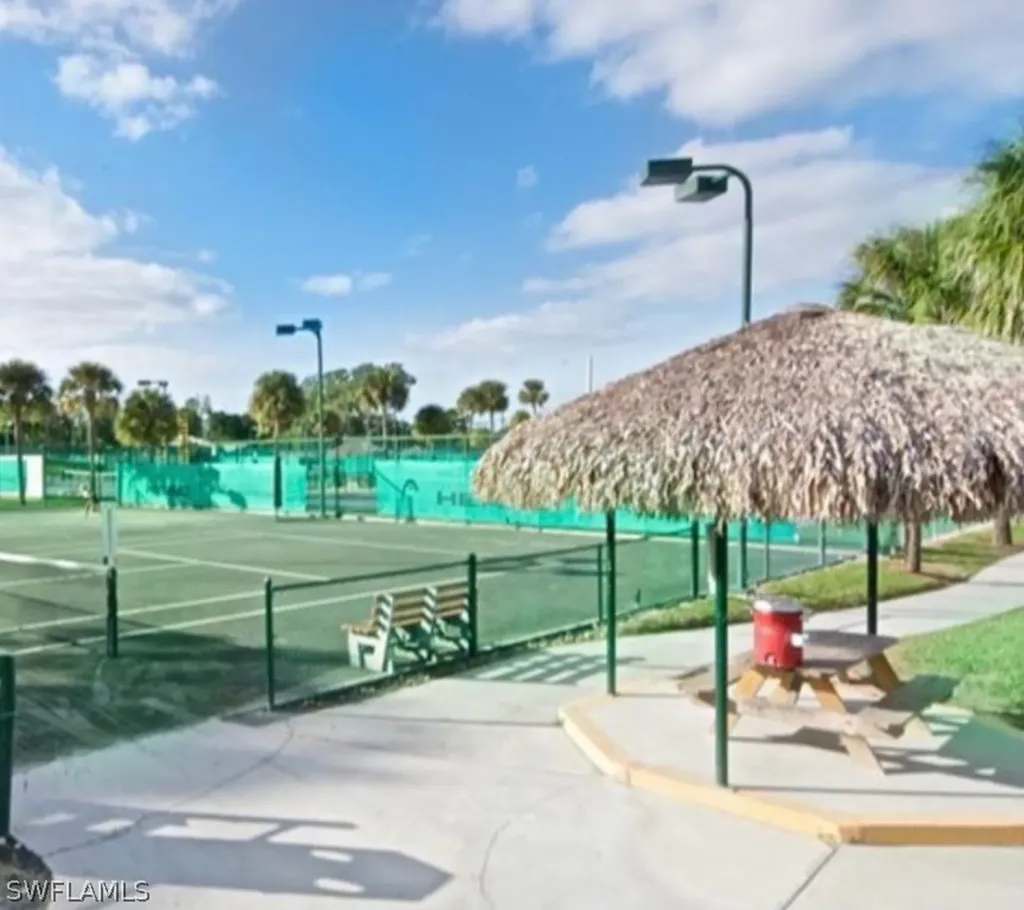1645 Spoonbill Lane Naples FL 34105