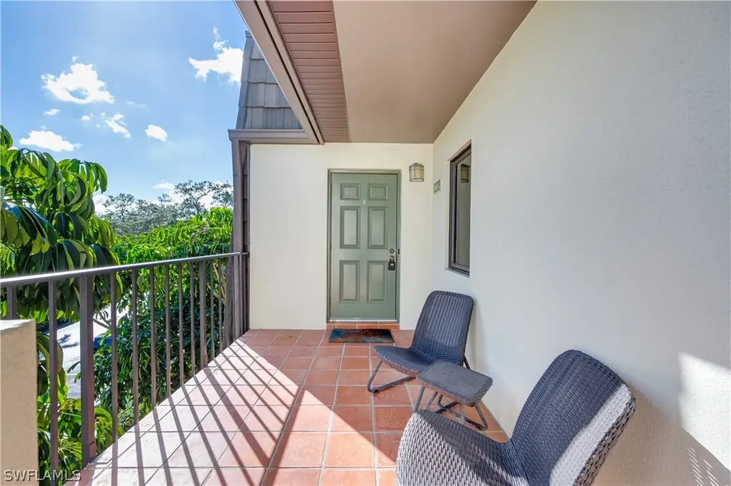 1645 Spoonbill Lane Naples FL 34105