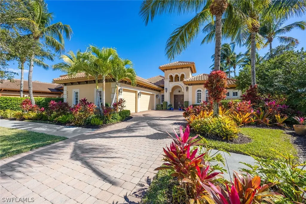 8890 Shenendoah Circle Naples FL 34113