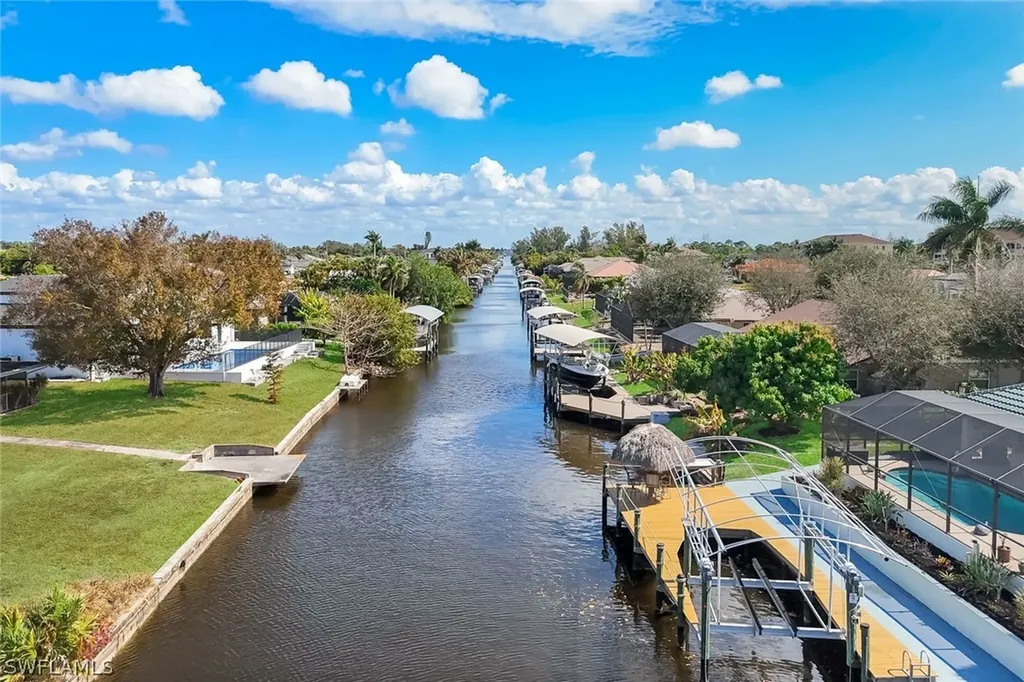 2005 Ottersrest Lane Cape Coral FL 33990