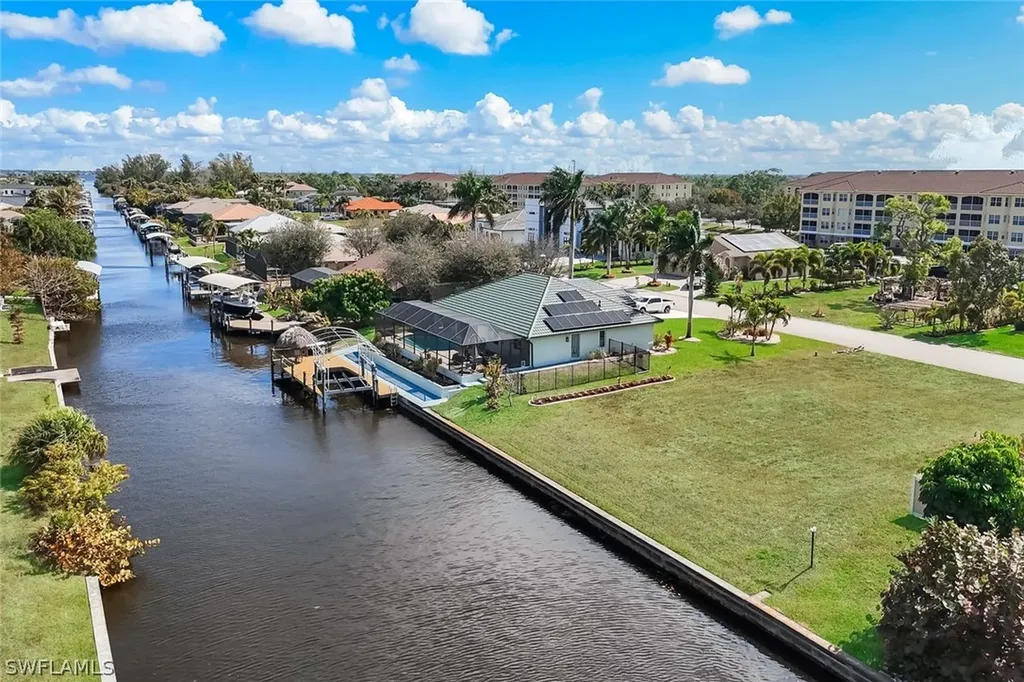 2005 Ottersrest Lane Cape Coral FL 33990