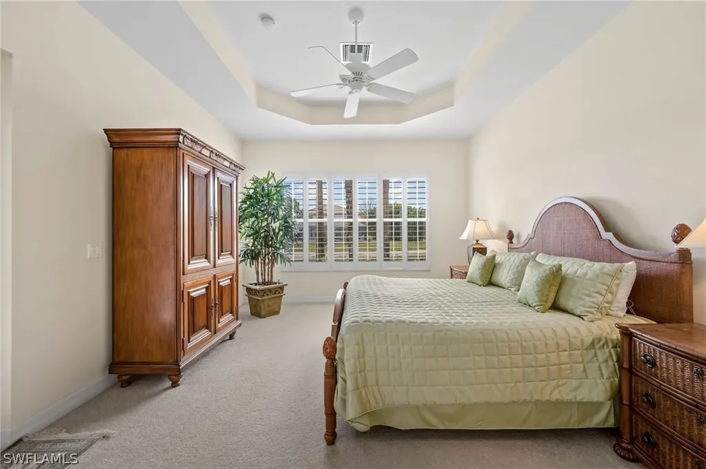 1520 Pacaya Cove Naples FL 34119