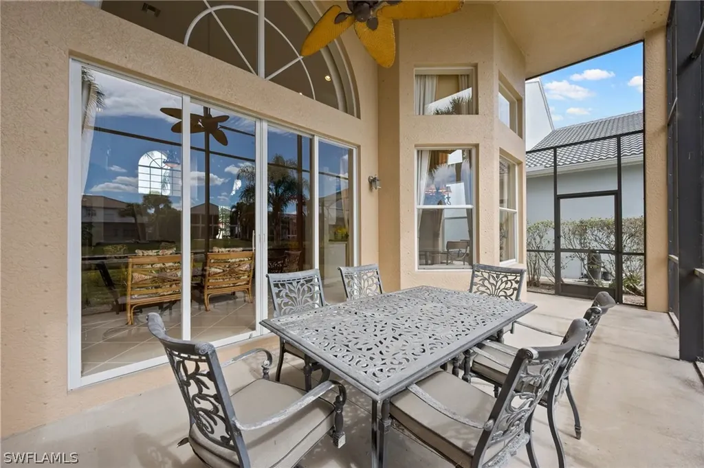 1520 Pacaya Cove Naples FL 34119