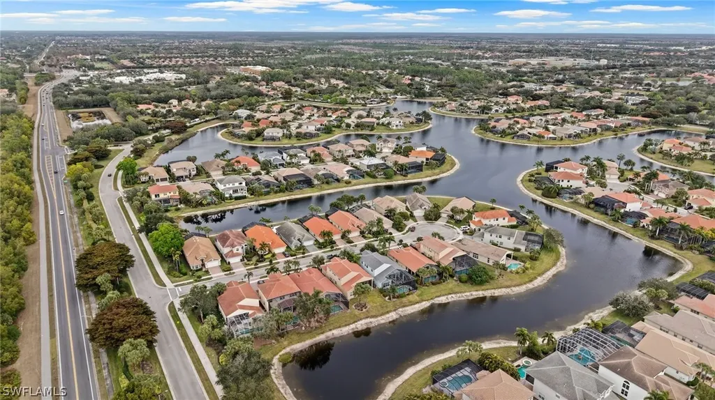 1520 Pacaya Cove Naples FL 34119