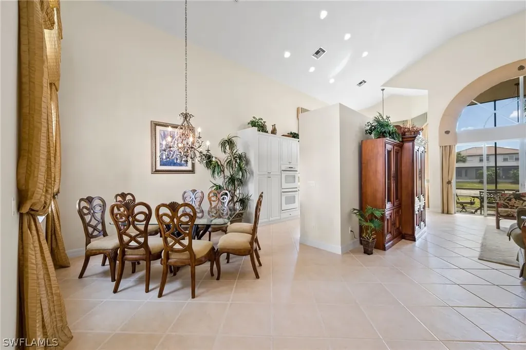 1520 Pacaya Cove Naples FL 34119