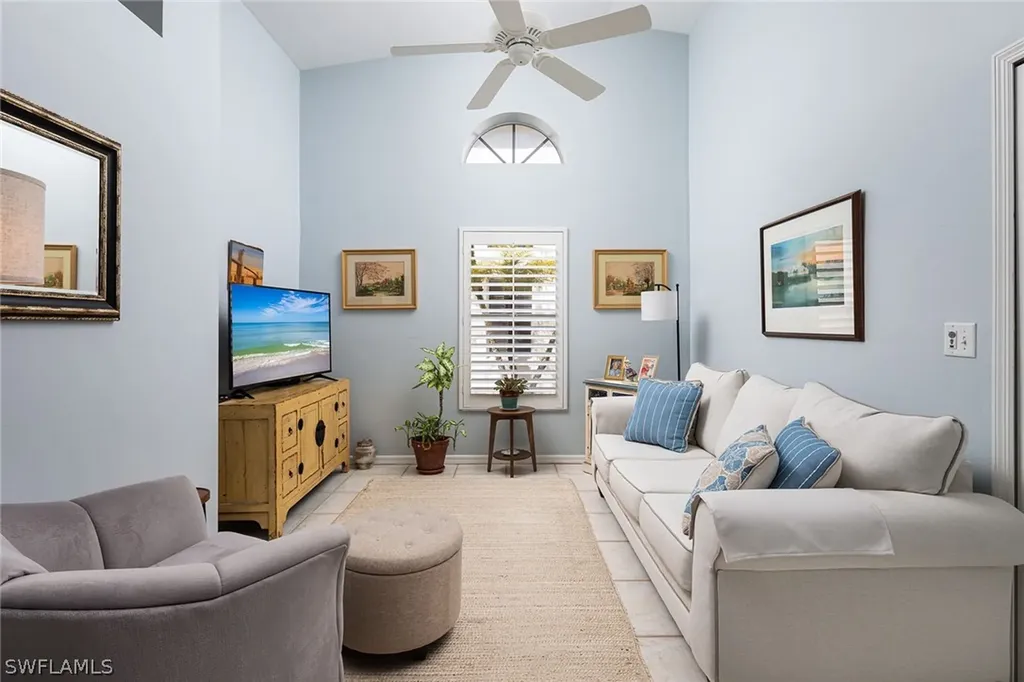8069 San Vista Circle Naples FL 34109