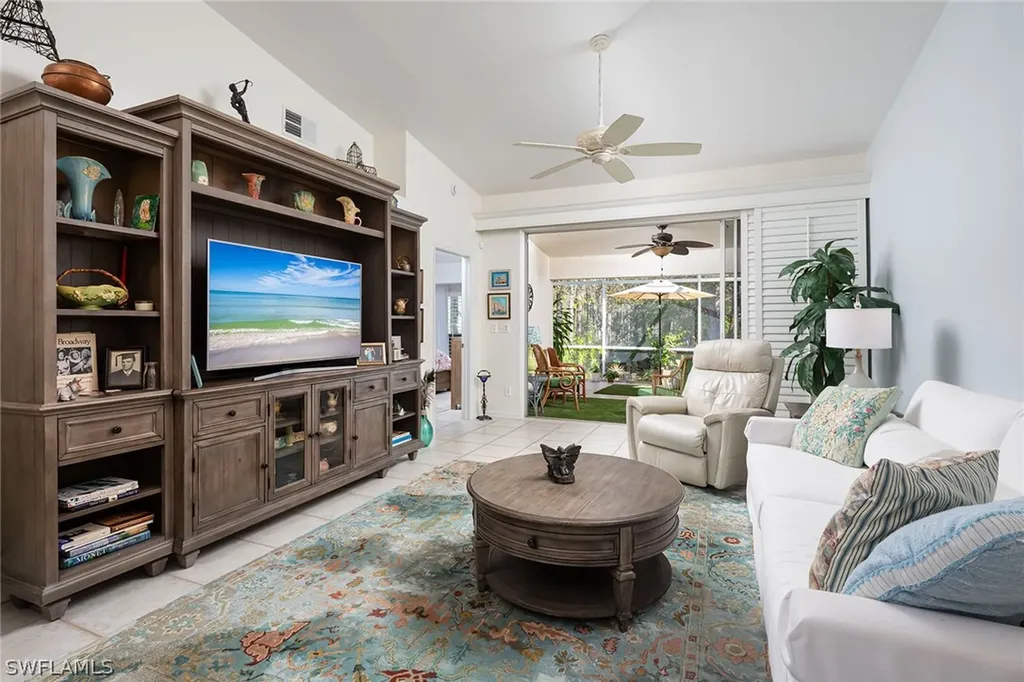 8069 San Vista Circle Naples FL 34109
