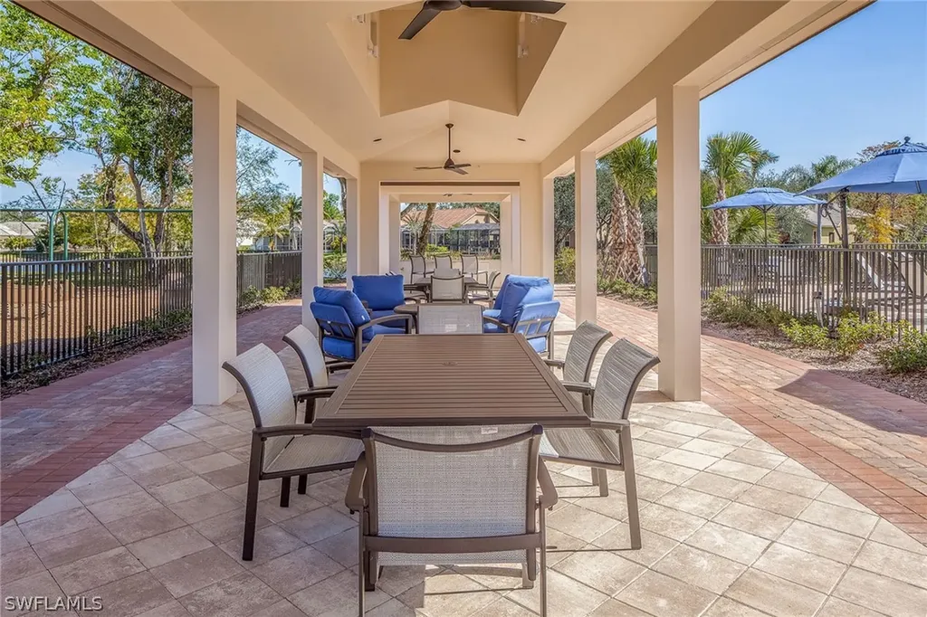 8069 San Vista Circle Naples FL 34109