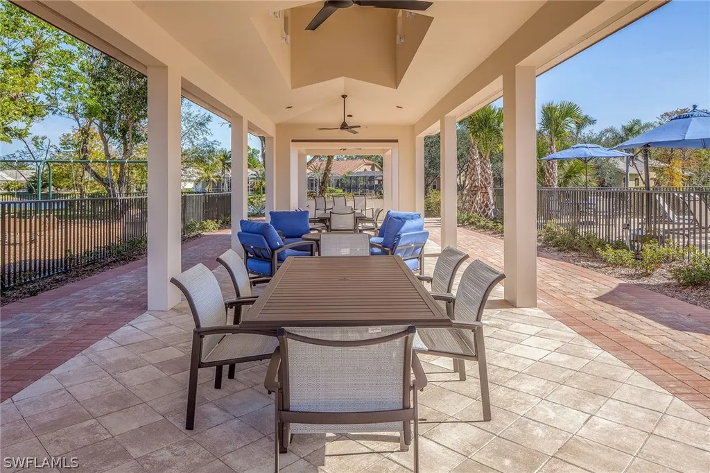 8069 San Vista Circle Naples FL 34109